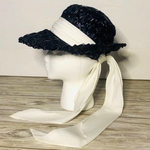 Jan Leslie Black and White Women's Hat
